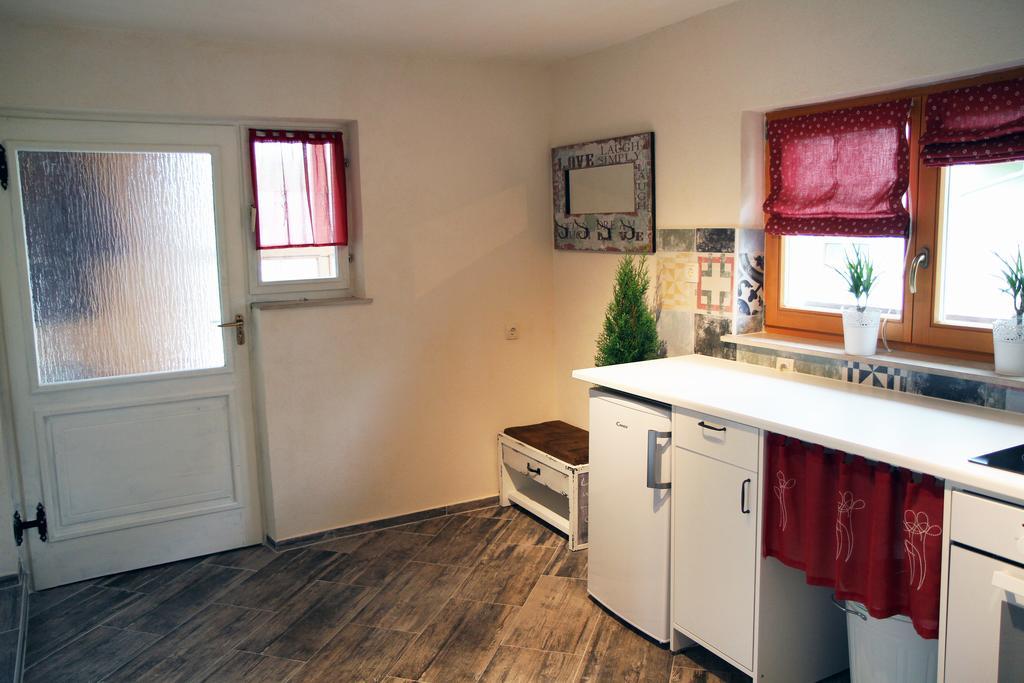 Apartma Obrh Smarjeske Toplice Extérieur photo