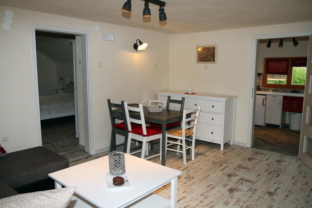 Apartma Obrh Smarjeske Toplice Extérieur photo