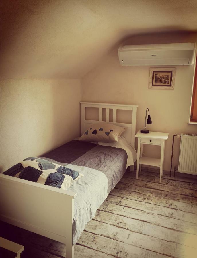 Apartma Obrh Smarjeske Toplice Extérieur photo